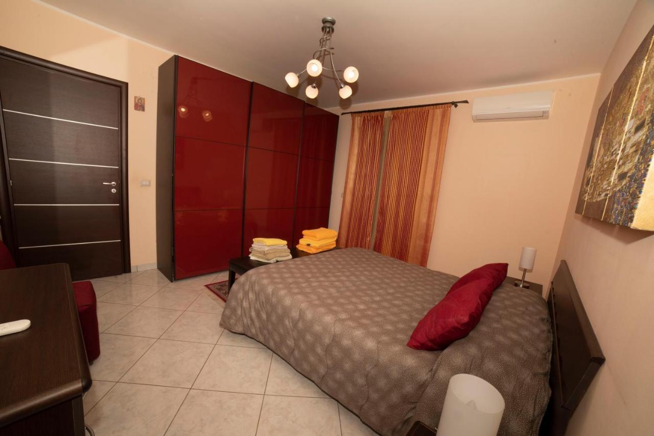 Casa Rosanna Villa Giardini-Naxos Buitenkant foto